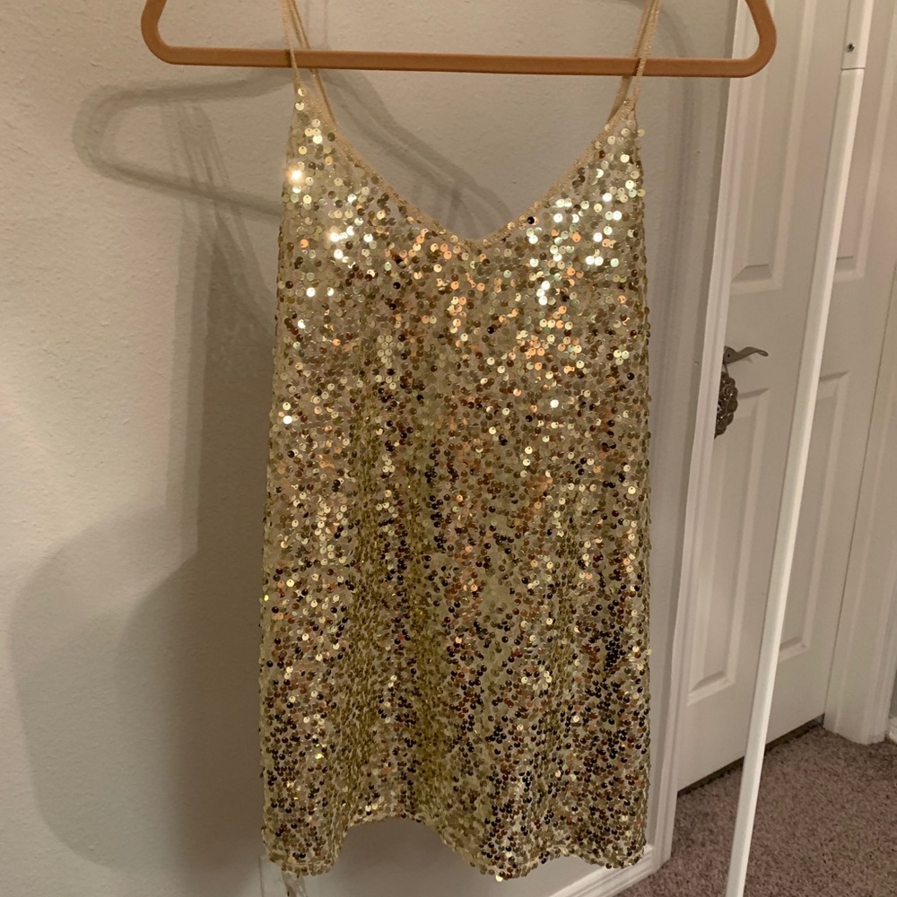 2-piece sequins dress